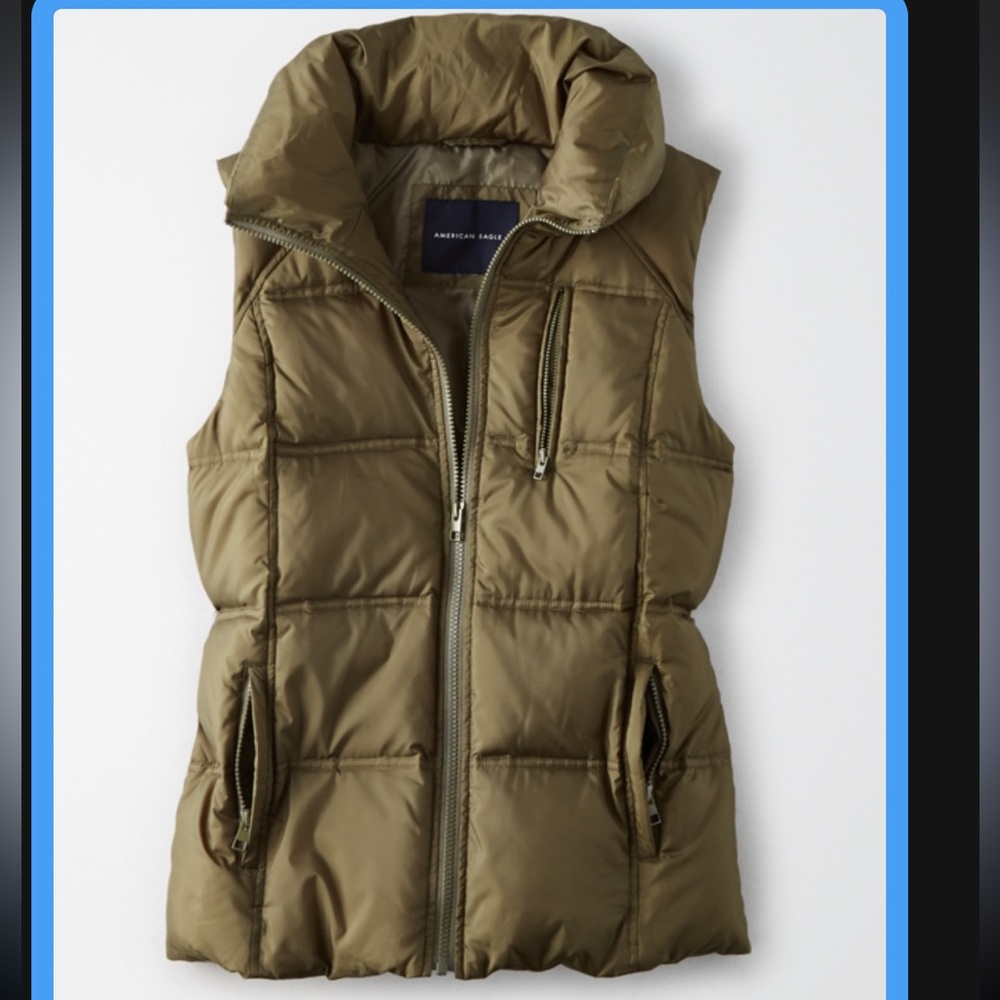 American Eagle olive green puffer vest size small